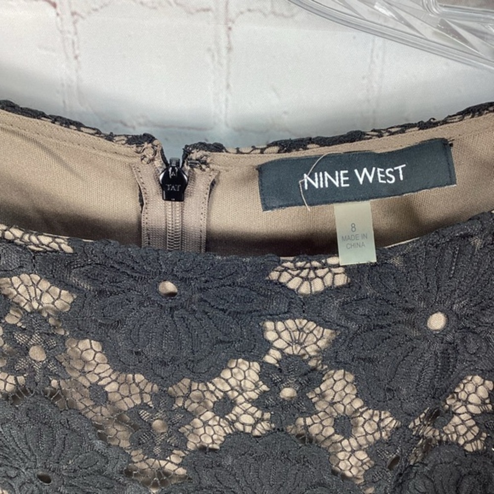 NWT Nine West Black Lace Floral Embroidered Shift Midi Dress Women’s Size 8 - Picture 5 of 12